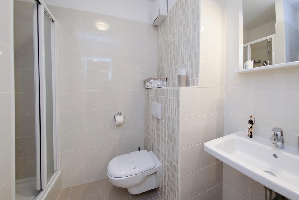 Apartment Marcela With Private Parking 스플리트 외부 사진