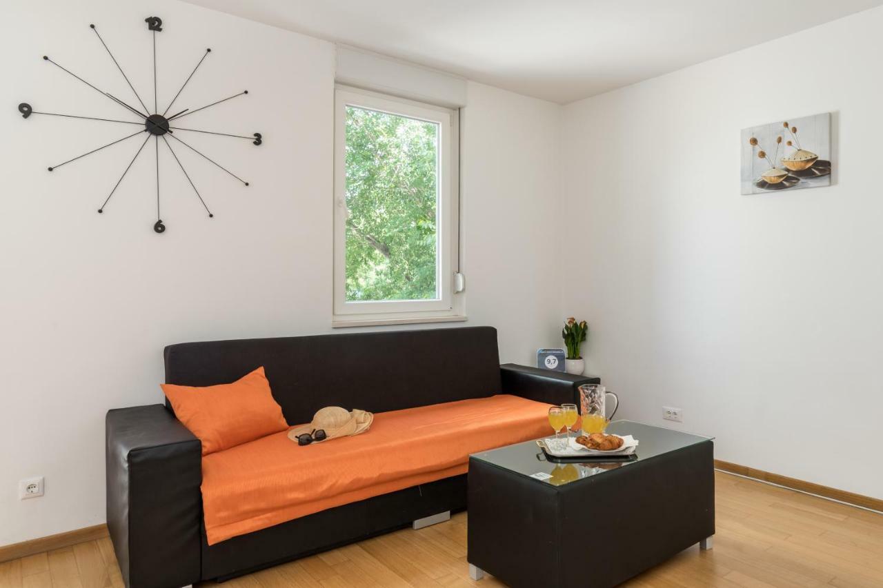 Apartment Marcela With Private Parking 스플리트 외부 사진